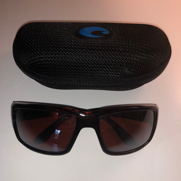 Costa Fantail Sunglasses - Picture 1 of 3
